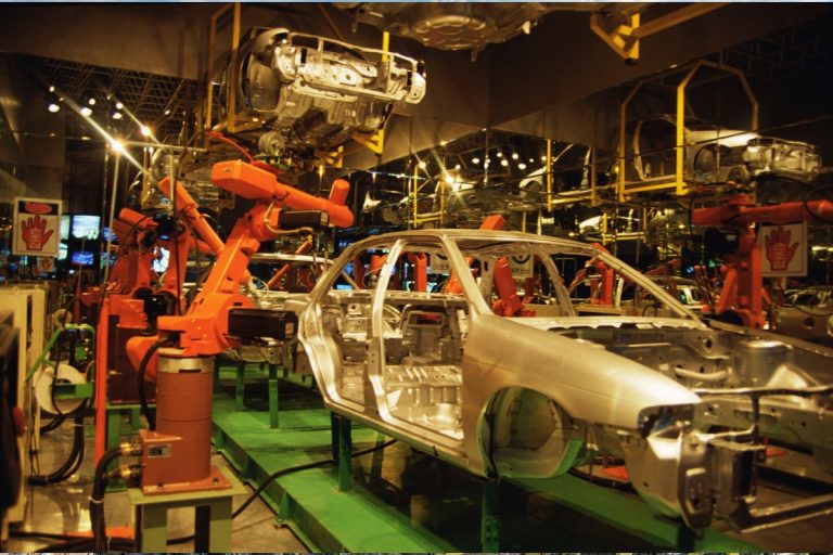 La industria automotriz da un giro hacia las tecnologías del futuro