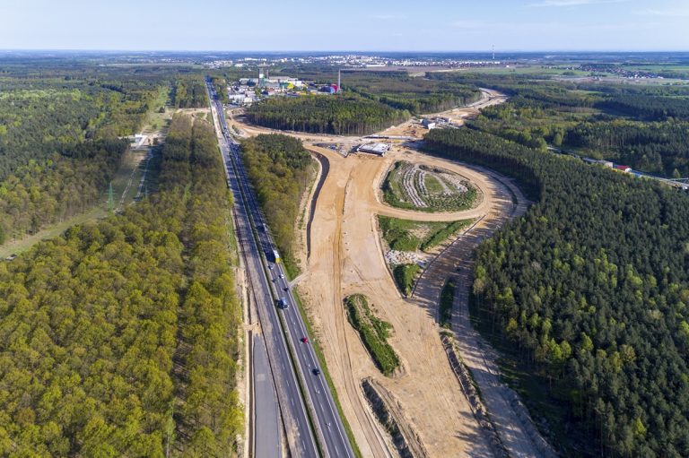 Carreteras Sostenibles: Innovaciones en el Uso de Materiales Reciclados